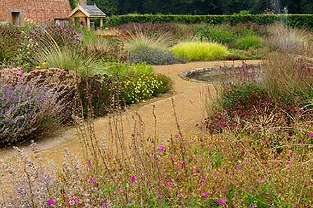 Piet Oudolf and natural gardening on Oudolf Garden
 id=61830